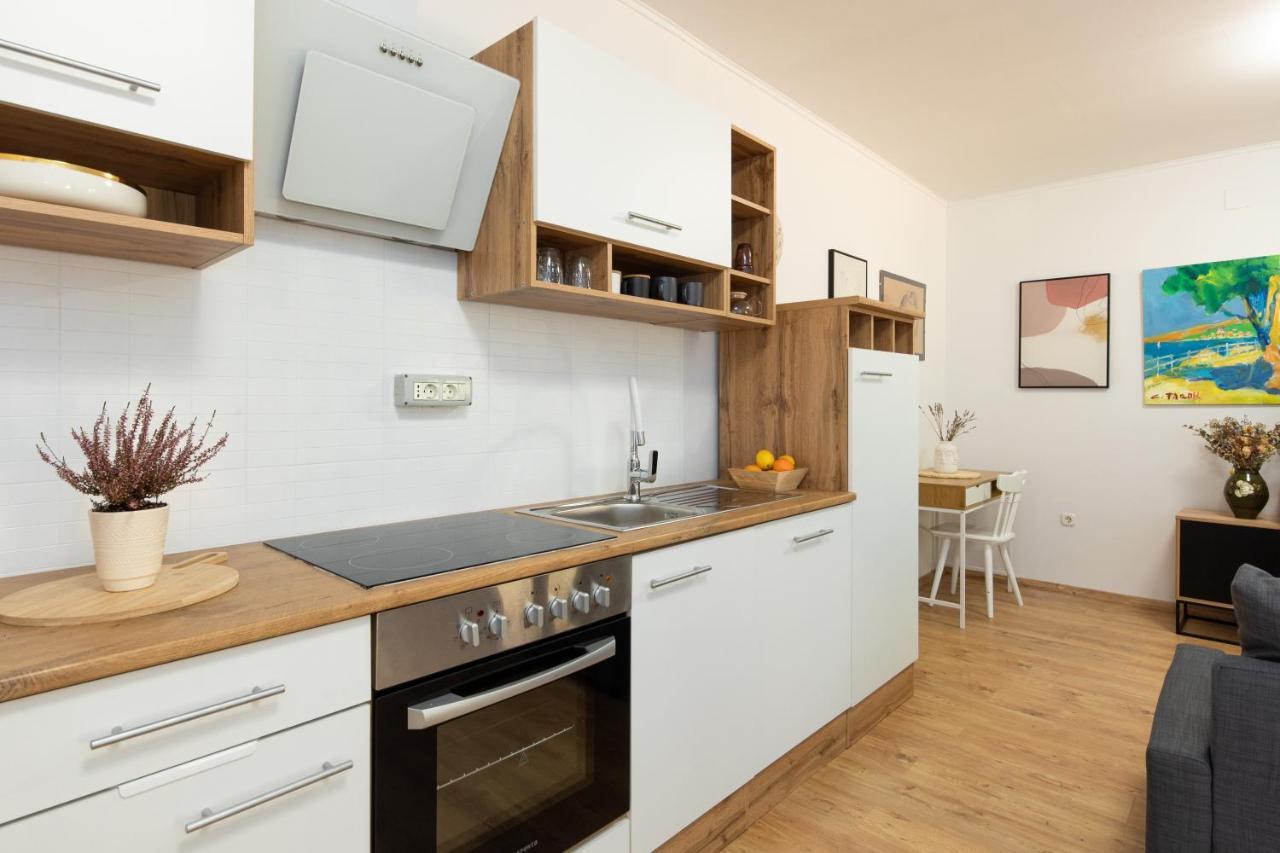Double Oak Apartment Rijeka Buitenkant foto